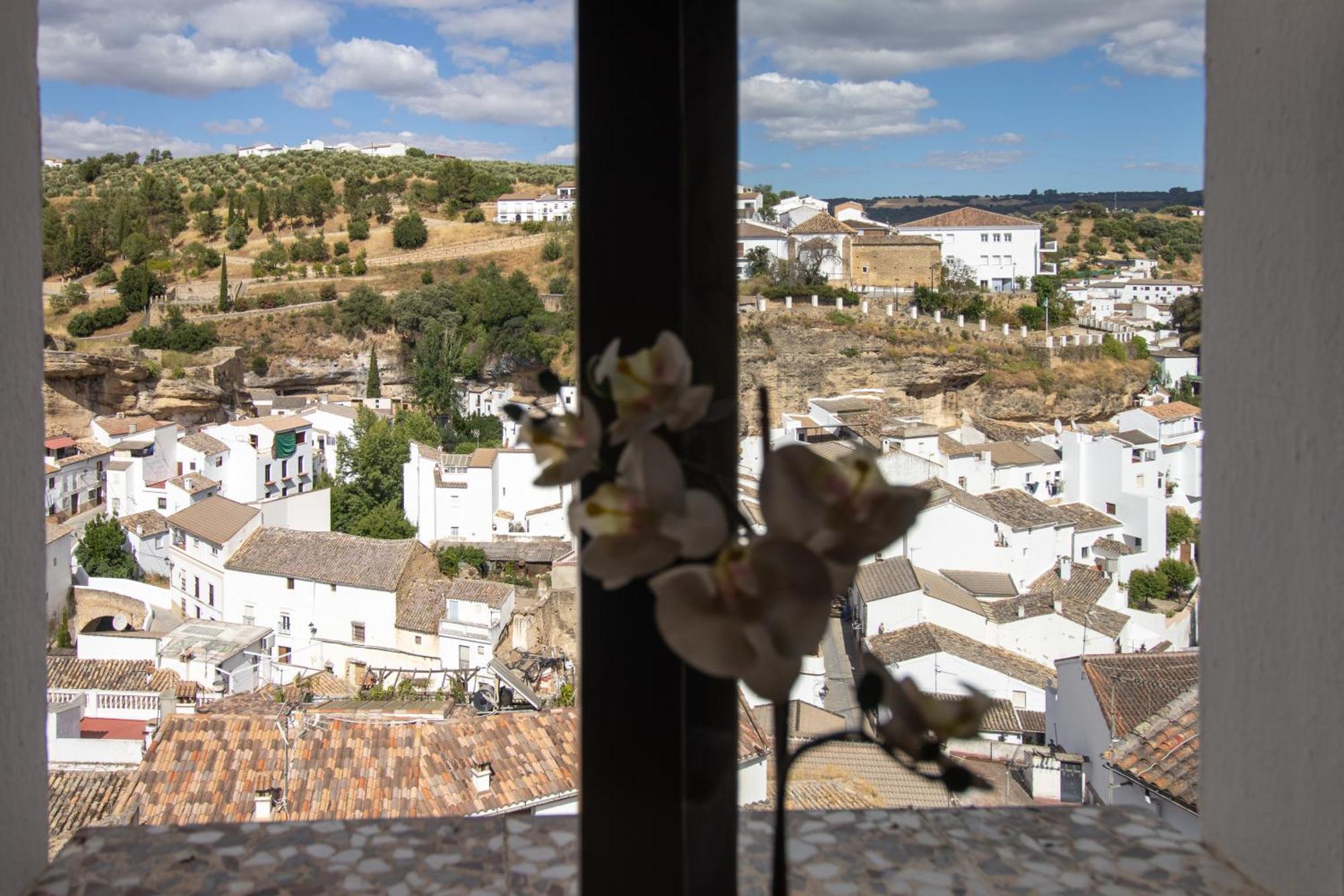 Villa La Casa De La Lela Setenil De Las Bodegas Zimmer foto